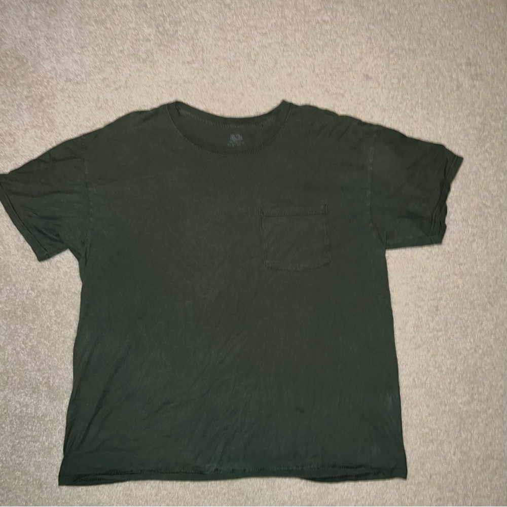 Olive pocket T-shirt